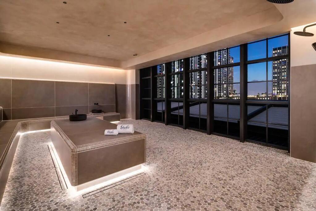 Apartamento Magic Amazing Balcony Ocean & City, View Pool,spa Resort,heart Of Downtown,wow! *