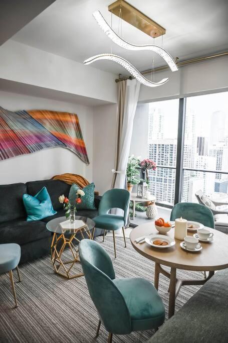 Magic Amazing Balcony Ocean & City, View Pool,spa Resort,heart Of Downtown,wow! Apartamento *