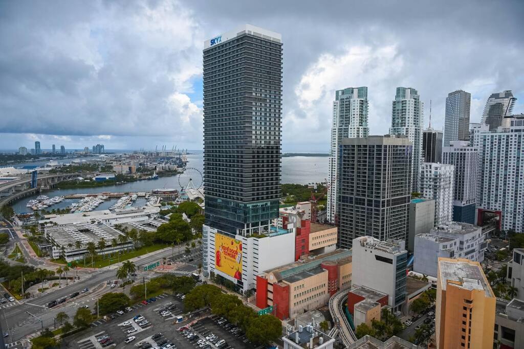 Magic Amazing Balcony Ocean & City, View Pool,spa Resort,heart Of Downtown,wow! Apartamento