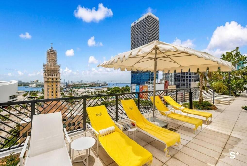 Magic Amazing Balcony Ocean & City, View Pool,spa Resort,heart Of Downtown,wow! Apartamento
